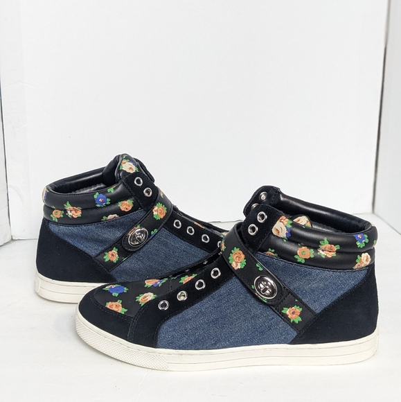 Coach Shoes - Coach Pembroke sneakers